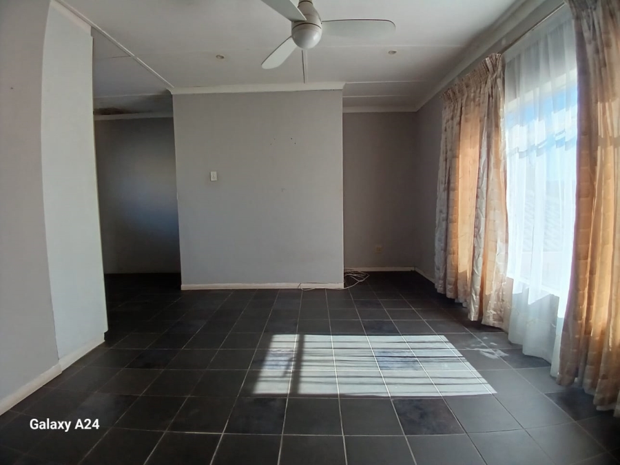 4 Bedroom Property for Sale in Amalinda Eastern Cape